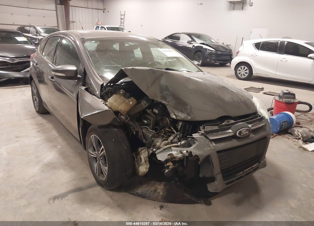 2014 FORD FOCUS SE VIN: 1FADP3K29EL346752
