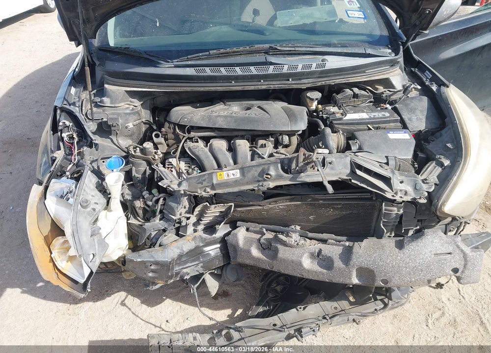 2014 HYUNDAI ELANTRA SE VIN: KMHDH4AE2EU040409