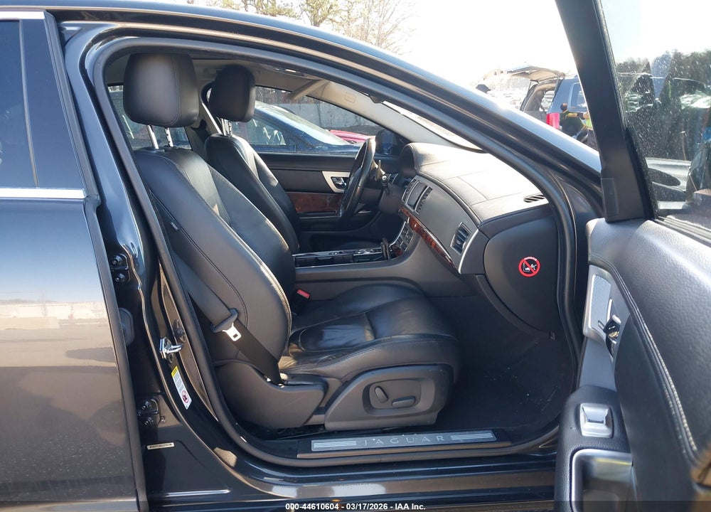 2013 JAGUAR XF V6 SC VIN: SAJWA0E71D8S67007