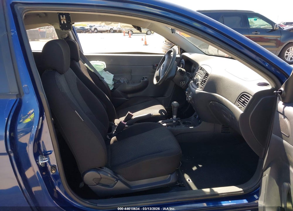 2008 HYUNDAI ACCENT GS VIN: KMHCM36C48U063218