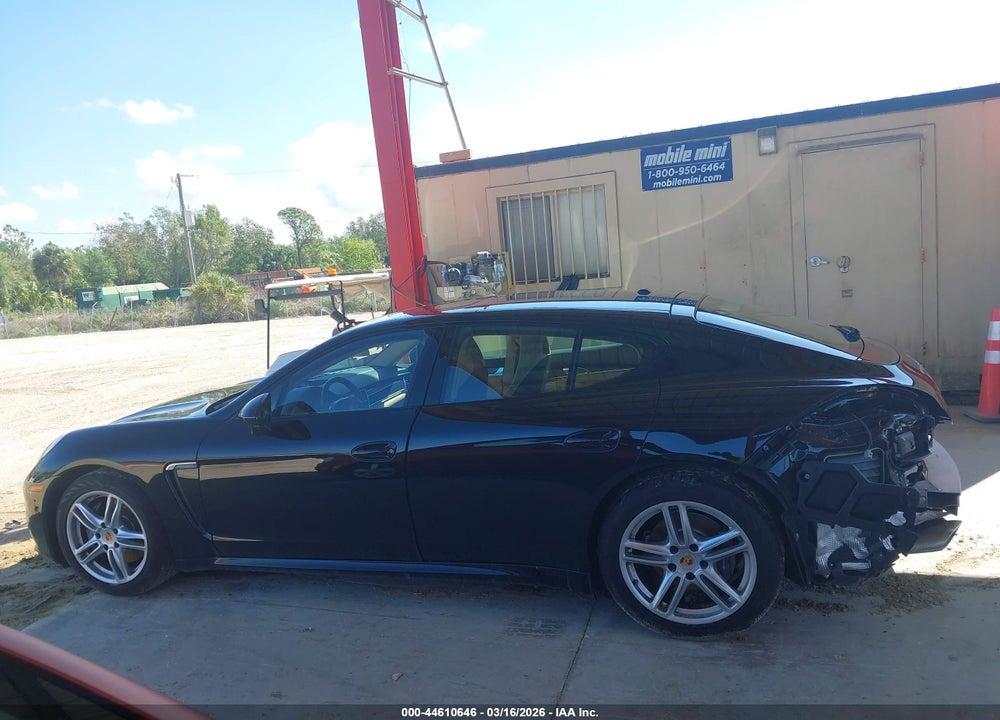 2016 PORSCHE PANAMERA 4 VIN: WP0AA2A76GL002112