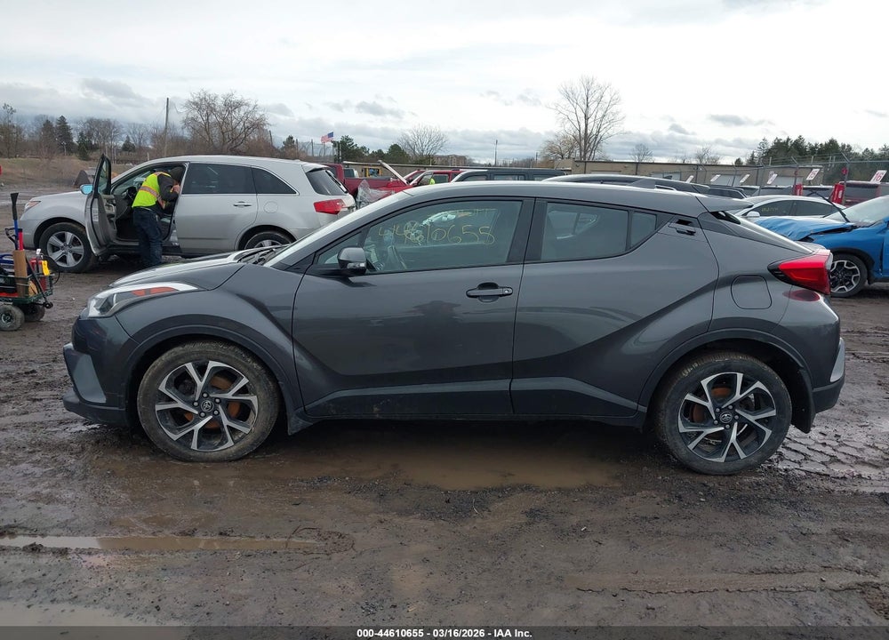 2018 TOYOTA C-HR XLE VIN: NMTKHMBX8JR048653