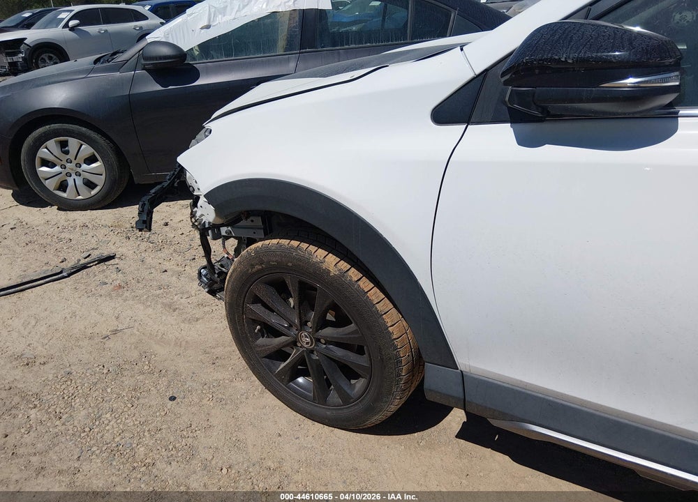 2018 TOYOTA RAV4 ADVENTURE VIN: 2T3RFREV3JW728567