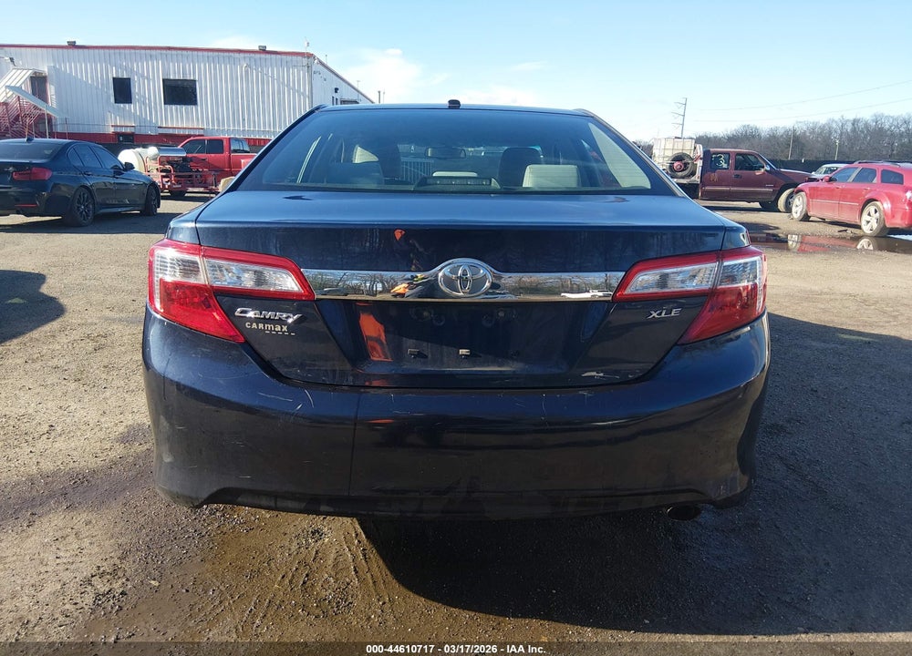 2014 TOYOTA CAMRY XLE VIN: 4T4BF1FK6ER382901