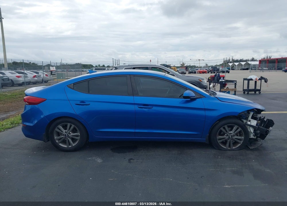 2018 HYUNDAI ELANTRA SEL VIN: 5NPD84LF8JH341328