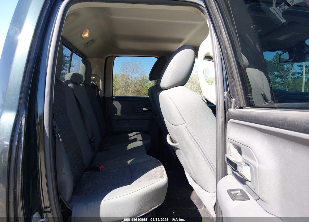 2015 RAM 1500 BIG HORN VIN: 1C6RR6GT1FS607948