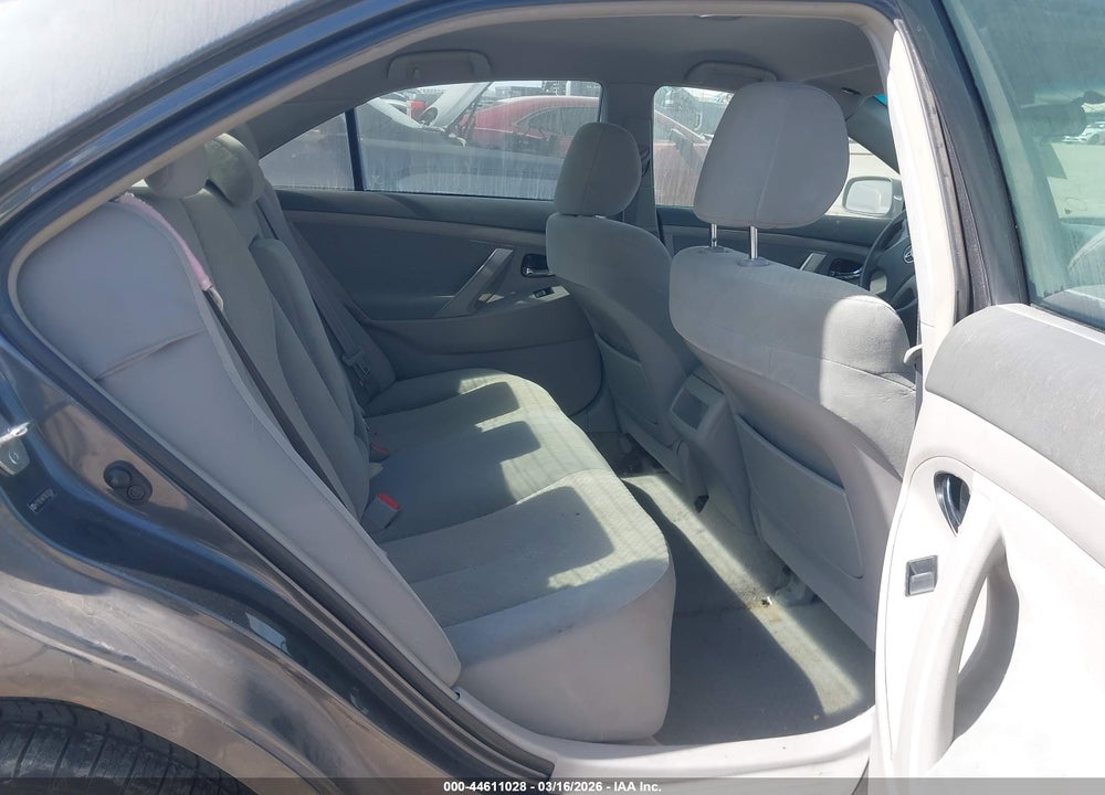 2009 TOYOTA CAMRY LE VIN: 4T1BE46K19U330564