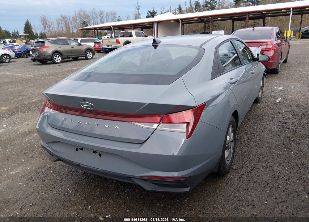 2022 HYUNDAI ELANTRA SE VIN: KMHLL4AG2NU325123