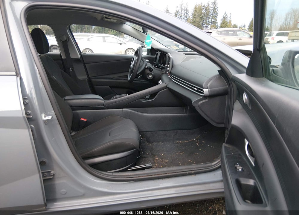 2022 HYUNDAI ELANTRA SE VIN: KMHLL4AG2NU325123