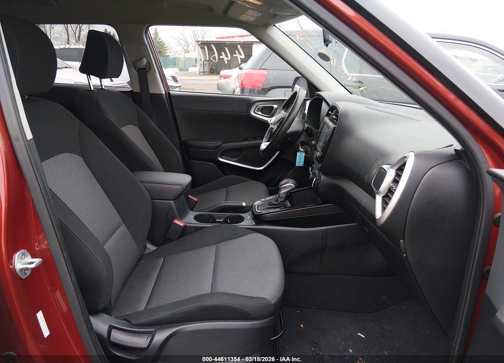 2020 KIA SOUL X-LINE VIN: KNDJ23AU8L7101025