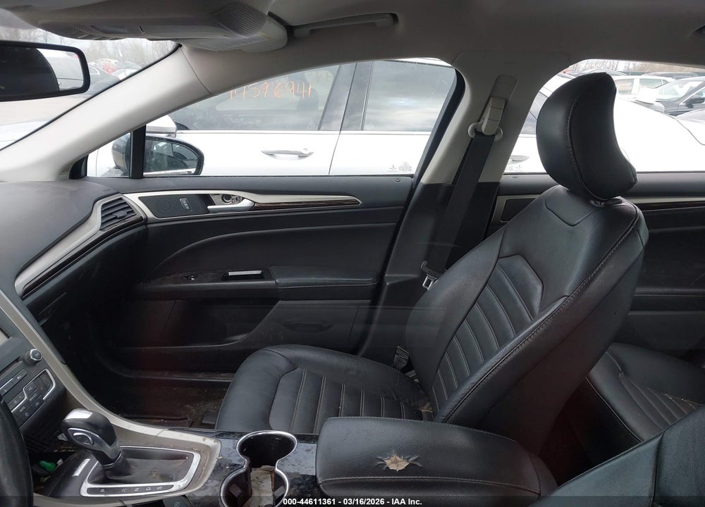 2016 FORD FUSION SE VIN: 3FA6P0HD9GR354001