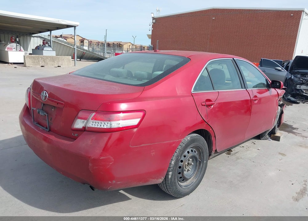 2011 TOYOTA CAMRY LE VIN: 4T1BF3EK9BU737692