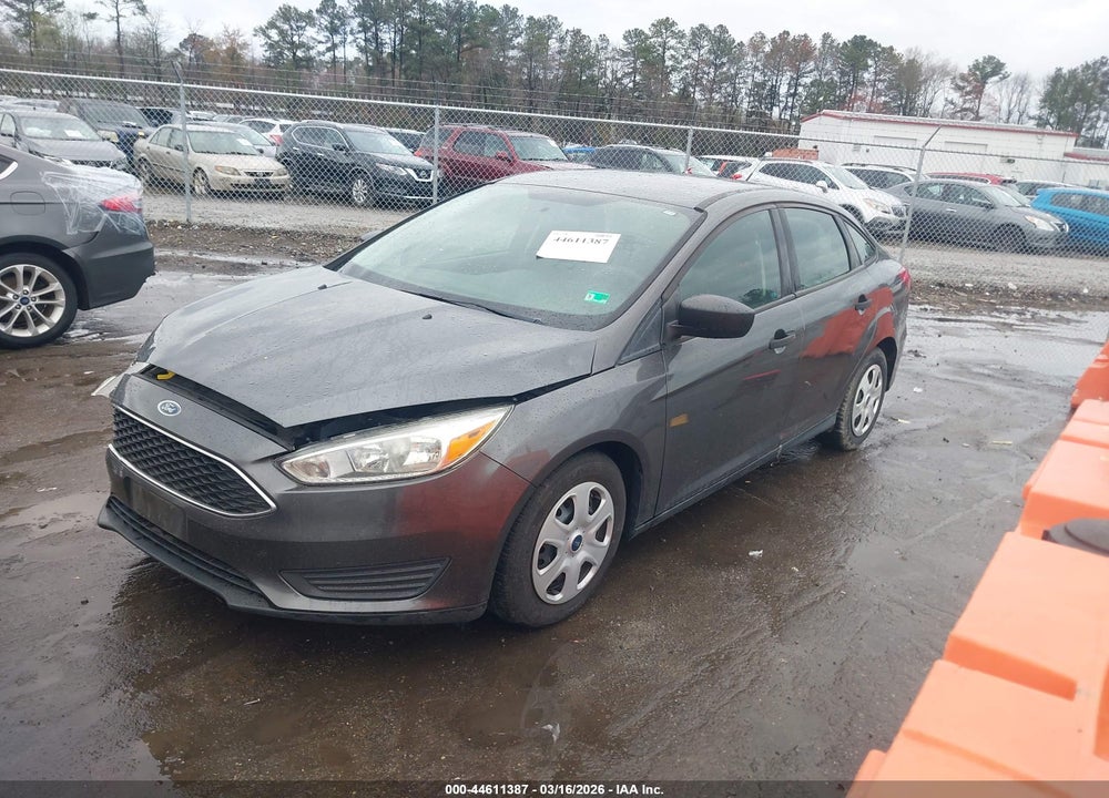 2018 FORD FOCUS S VIN: 1FADP3E24JL300168