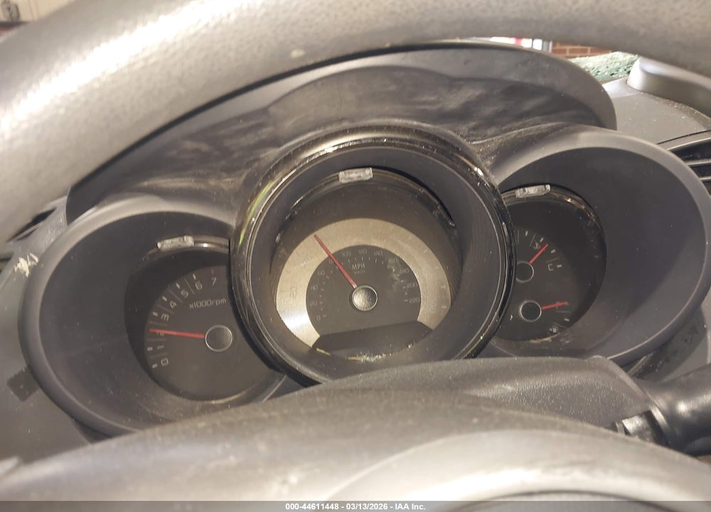 2011 KIA SOUL + VIN: KNDJT2A27B7233083