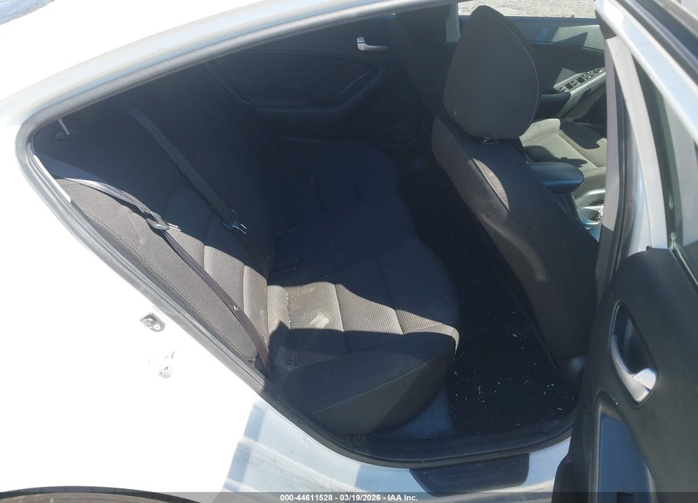 2017 KIA FORTE LX VIN: 3KPFK4A77HE114748