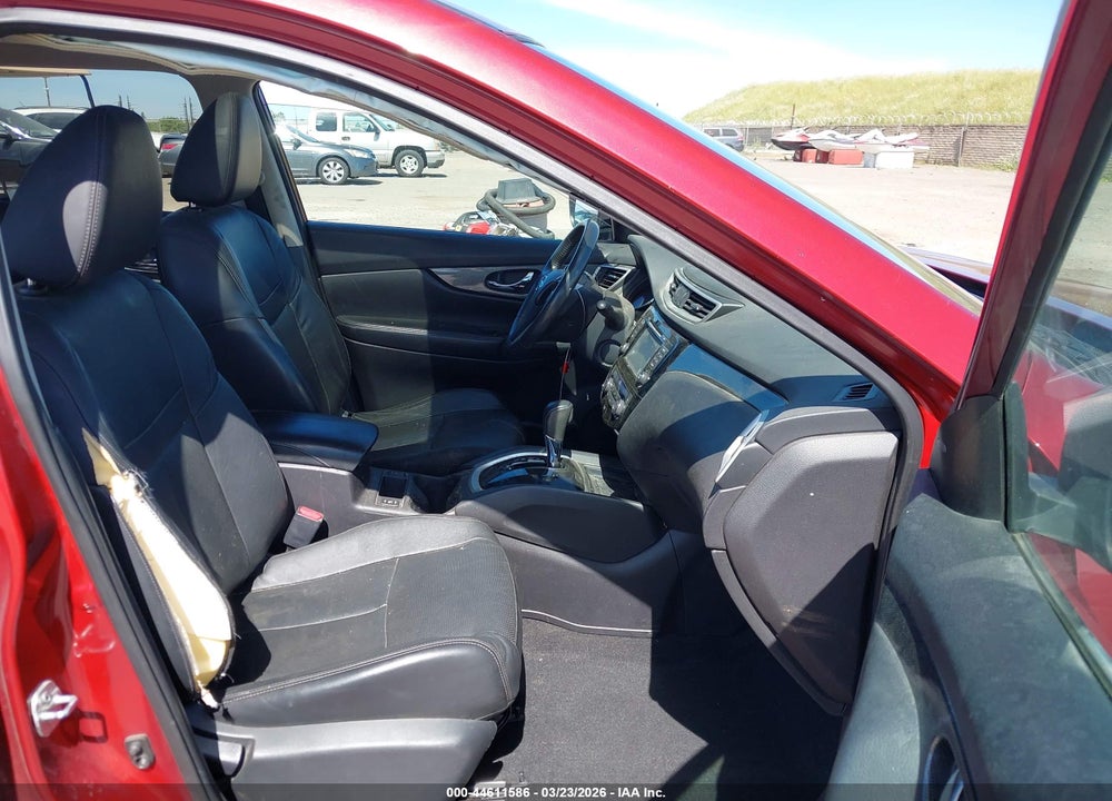 2015 NISSAN ROGUE S/SL/SV VIN: 5N1AT2MV5FC829520