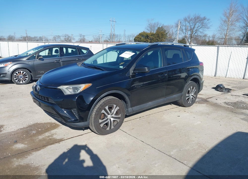 2016 TOYOTA RAV4 LE VIN: 2T3BFREV5GW526551