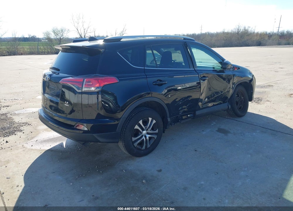 2016 TOYOTA RAV4 LE VIN: 2T3BFREV5GW526551