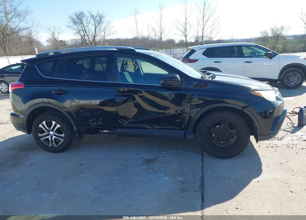2016 TOYOTA RAV4 LE VIN: 2T3BFREV5GW526551