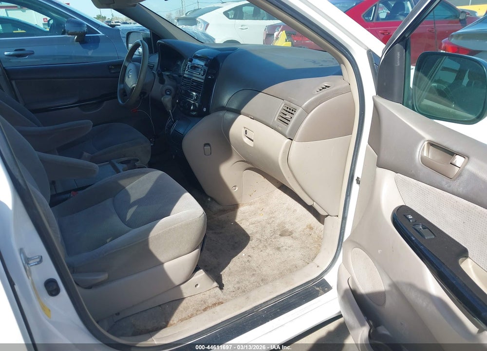 2005 TOYOTA SIENNA LE VIN: 5TDZA23C75S347240
