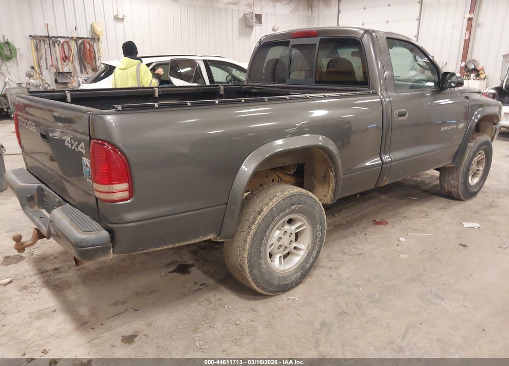2002 DODGE DAKOTA VIN: 1B7GG16X72S689000
