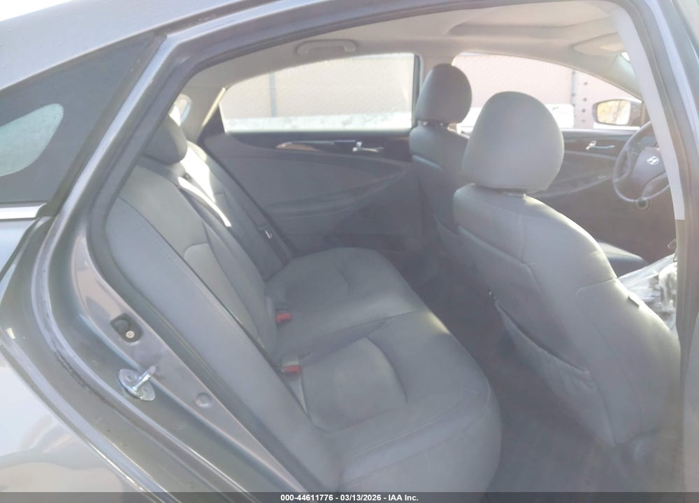 2011 HYUNDAI SONATA LIMITED VIN: 5NPEC4AC8BH266675
