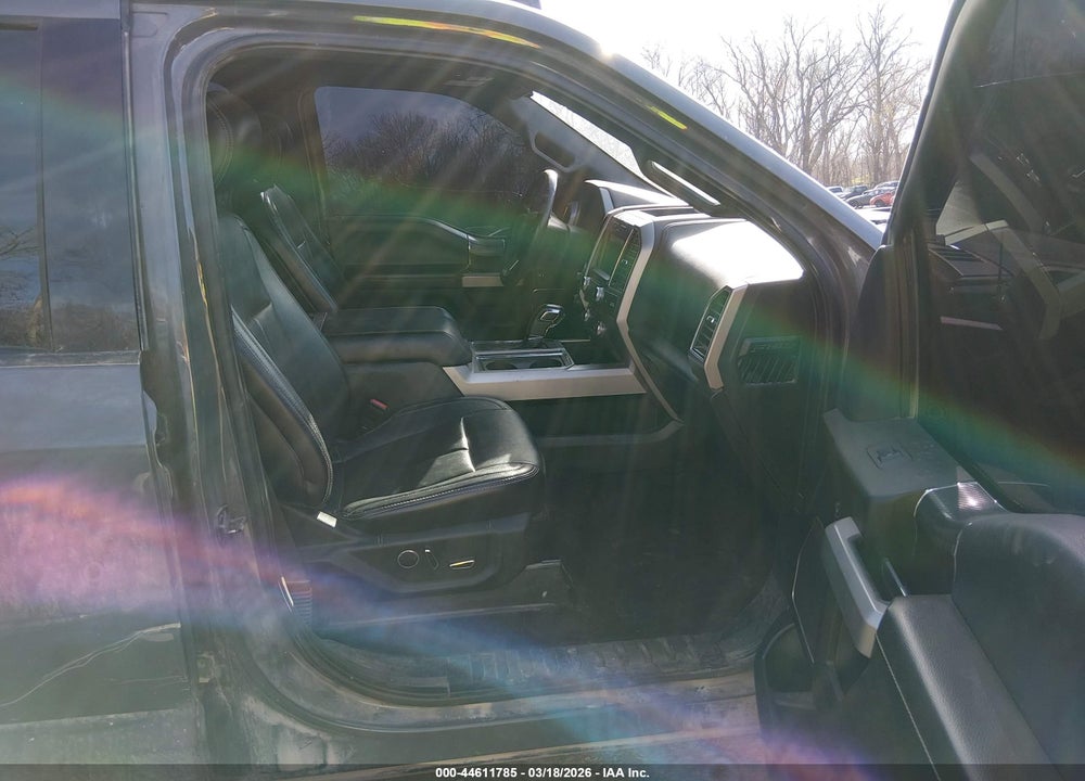 2018 FORD F-150 LARIAT VIN: 1FTEW1EG0JFC01055