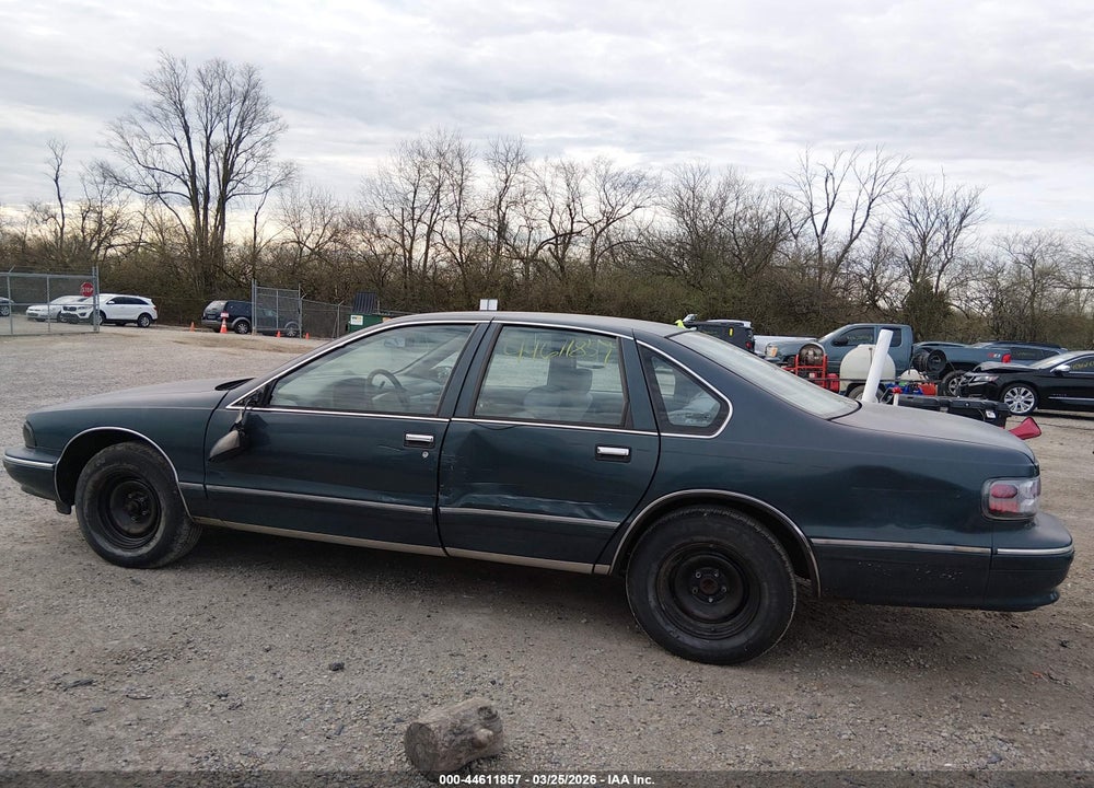 1996 CHEVROLET CAPRICE CLASSIC VIN: 1G1BL52W2TR157844