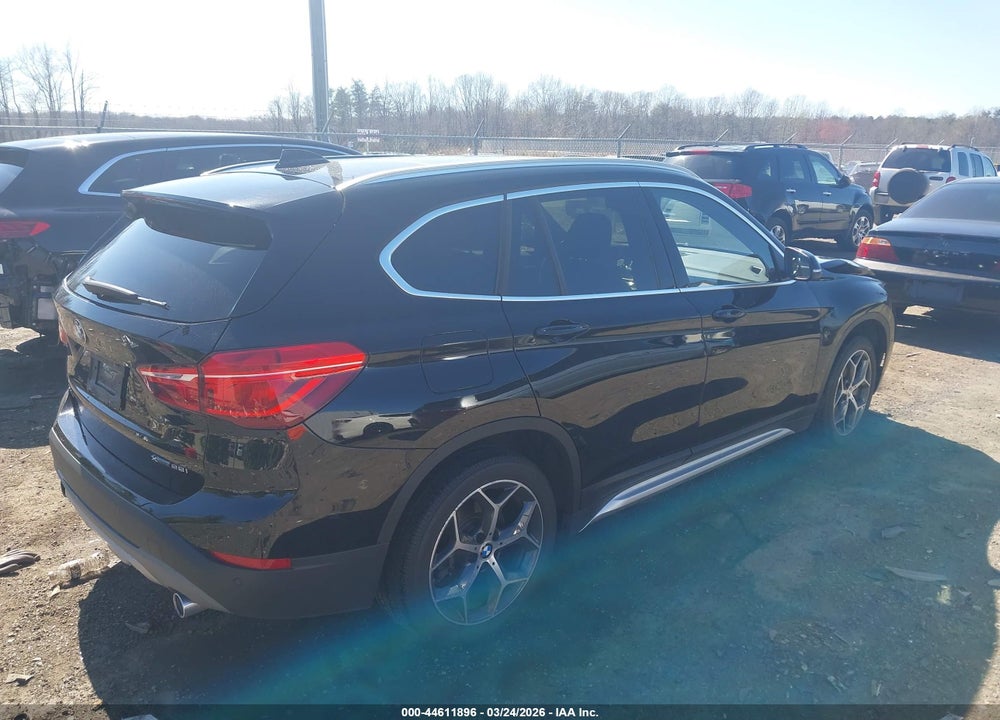 2018 BMW X1 XDRIVE28I VIN: WBXHT3C30J5L31086