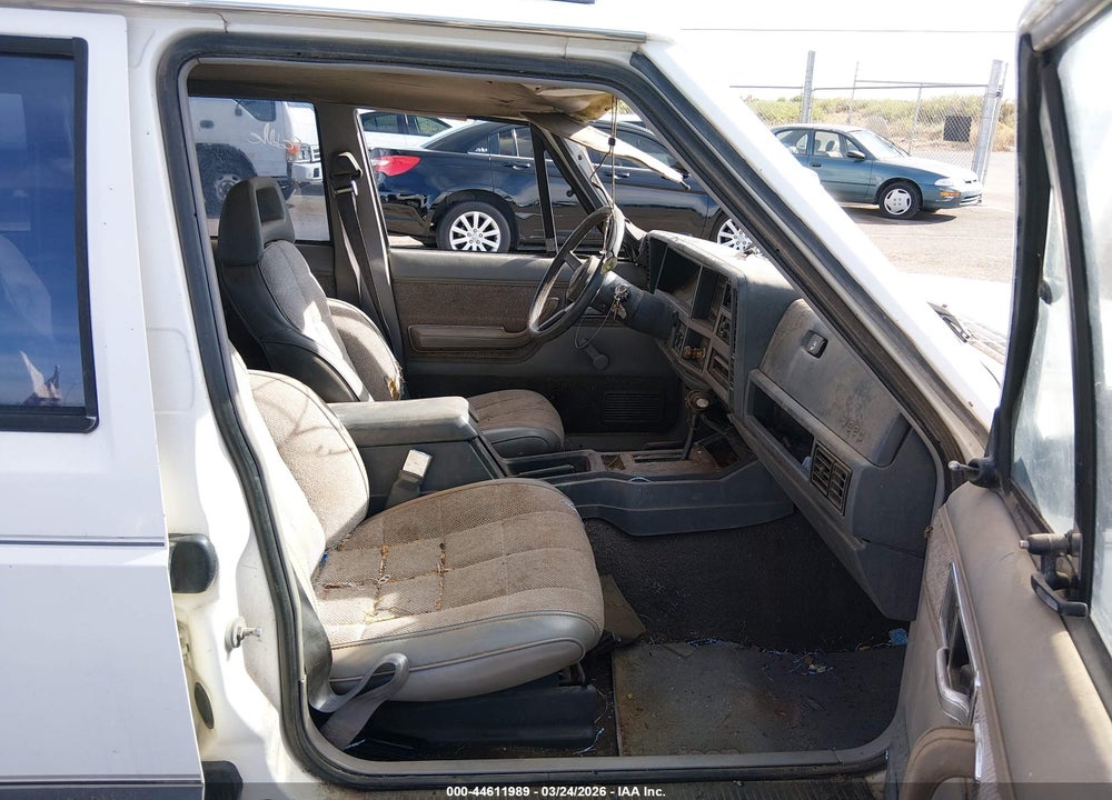 1989 JEEP CHEROKEE LAREDO VIN: 1J4FJ58L9KL430303