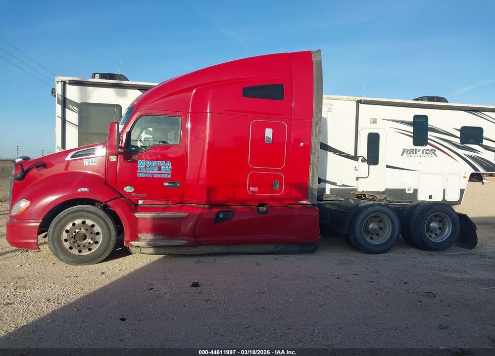 2020 KENWORTH T680 VIN: 1XKYDP9X9LJ417944