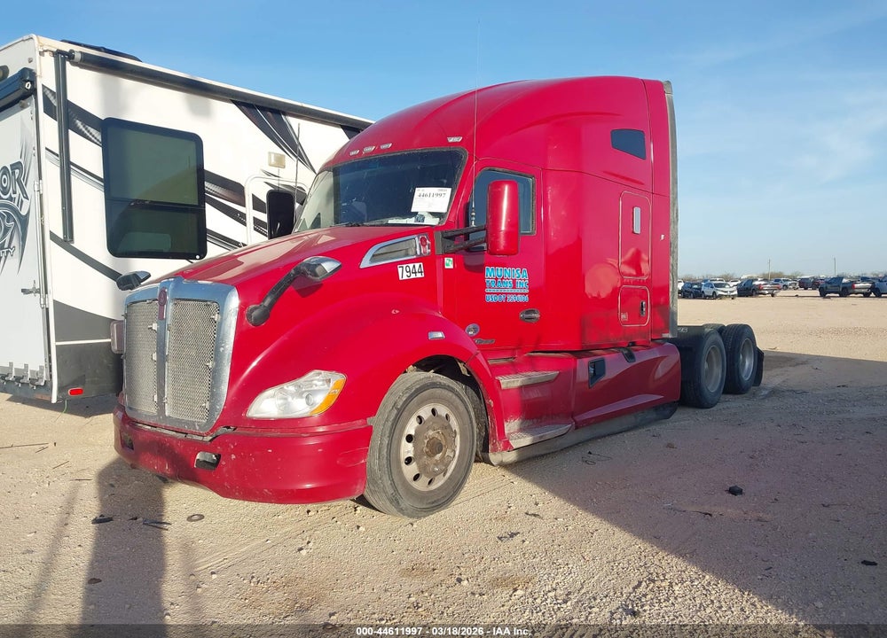 2020 KENWORTH T680 VIN: 1XKYDP9X9LJ417944