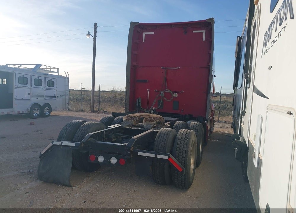 2020 KENWORTH T680 VIN: 1XKYDP9X9LJ417944