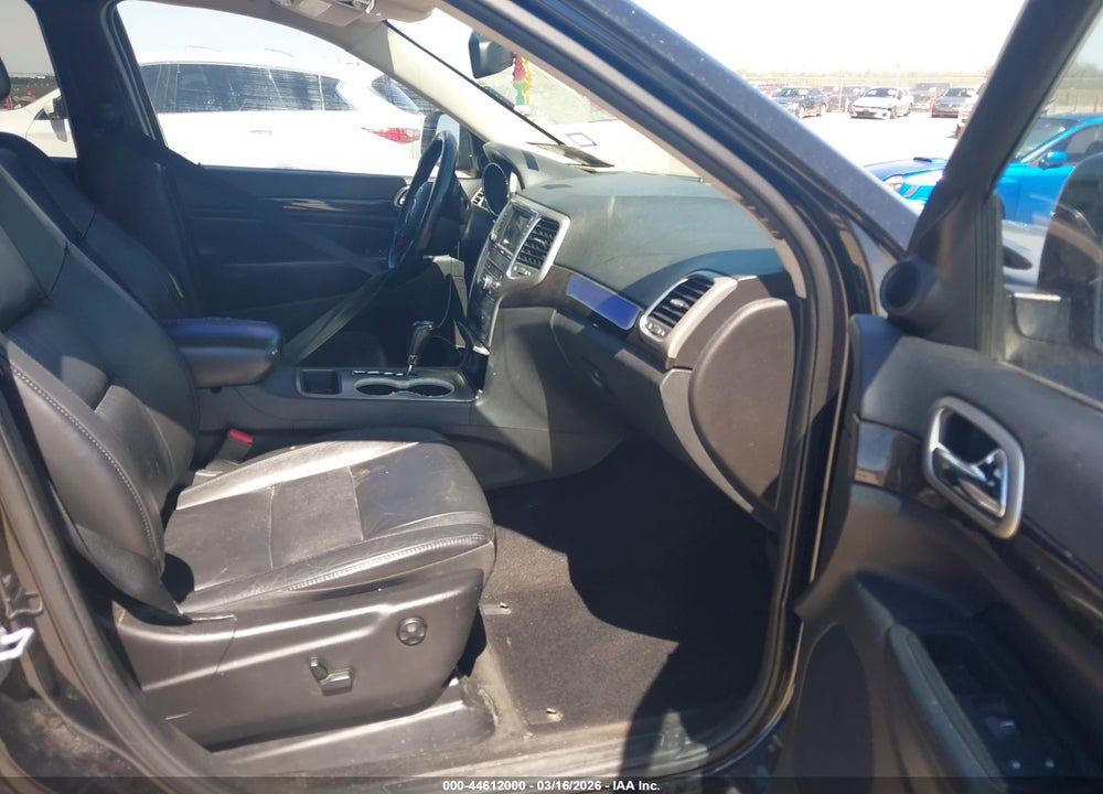2013 JEEP GRAND CHEROKEE LAREDO VIN: 1C4RJEAT7DC564386