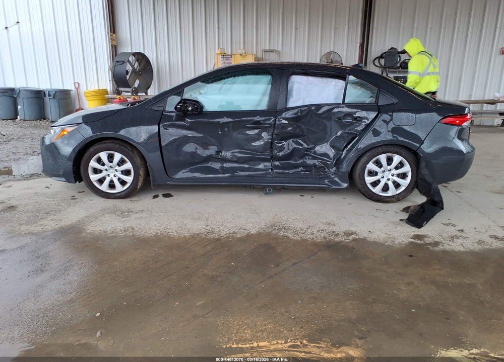 2025 TOYOTA COROLLA LE VIN: 5YFB4MDE2SP358218