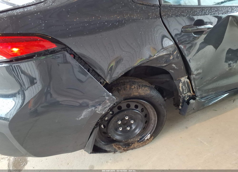 2025 TOYOTA COROLLA LE VIN: 5YFB4MDE2SP358218