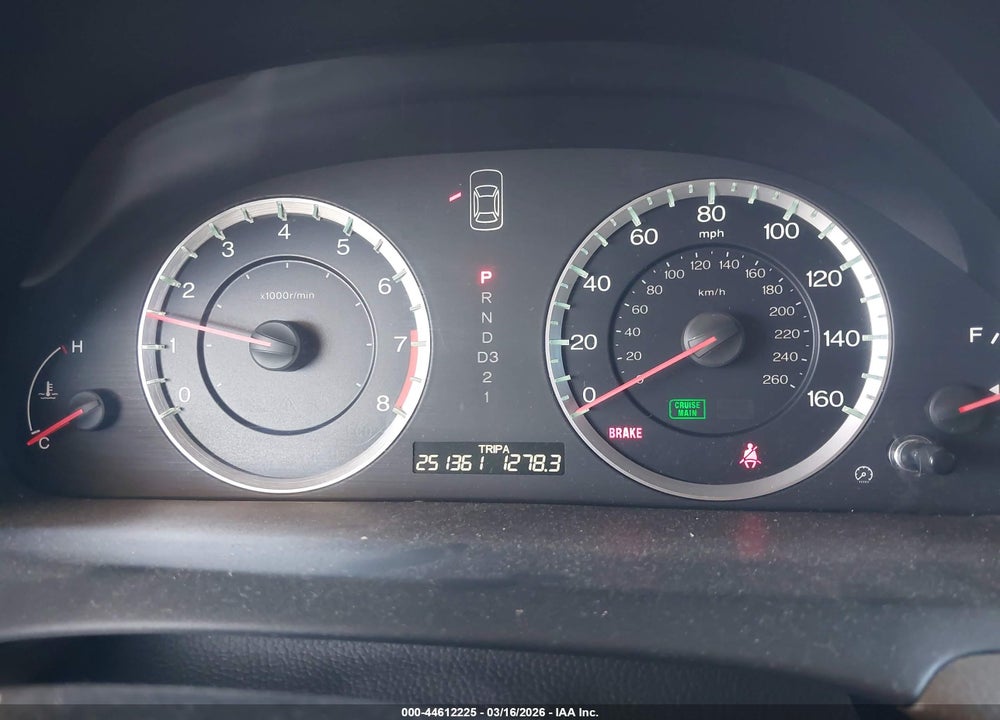 2010 HONDA ACCORD 2.4 LX VIN: 1HGCP2F31AA154655