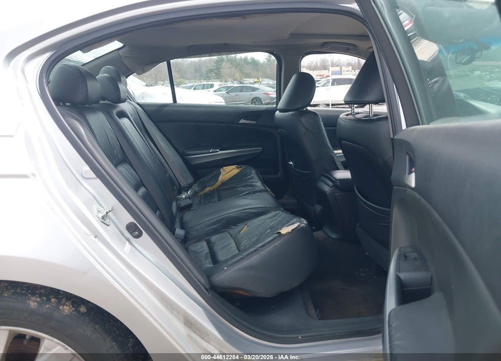 2008 HONDA ACCORD 2.4 EX-L VIN: 1HGCP26808A076827