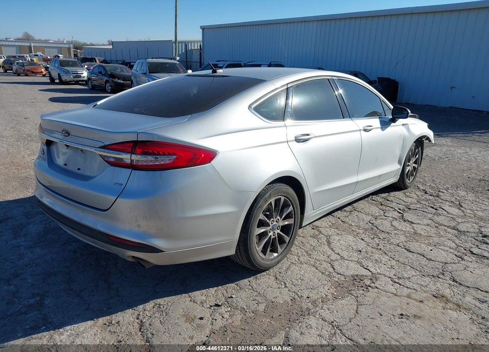2017 FORD FUSION SE VIN: 3FA6P0H72HR177786