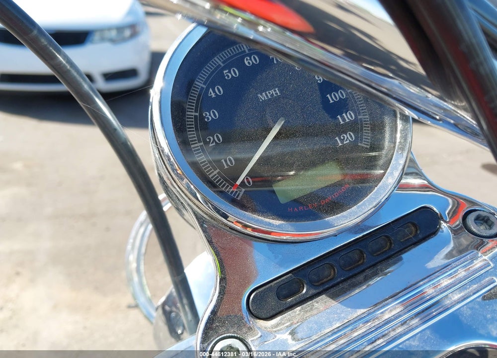 2013 HARLEY-DAVIDSON XL1200 V VIN: 1HD1LF310DC411078