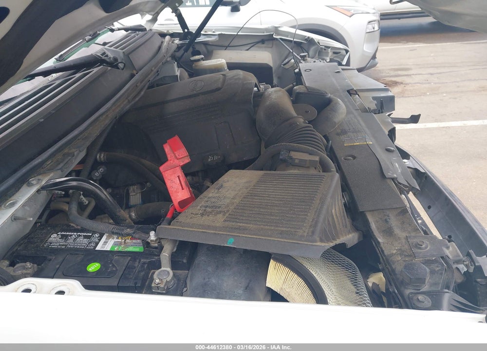 2010 CHEVROLET TAHOE LT VIN: 1GNUCBE01AR290752