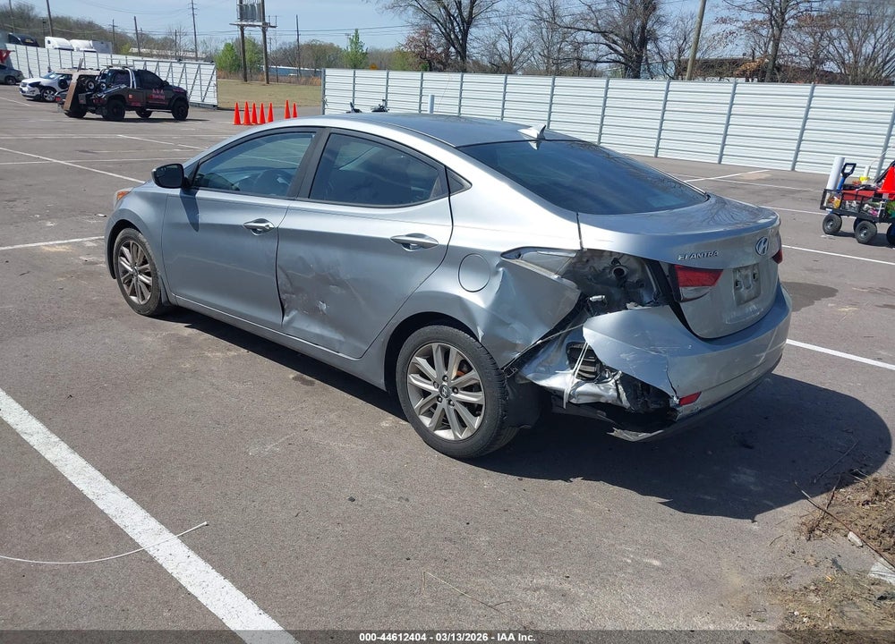 2015 HYUNDAI ELANTRA SE VIN: 5NPDH4AE9FH556329