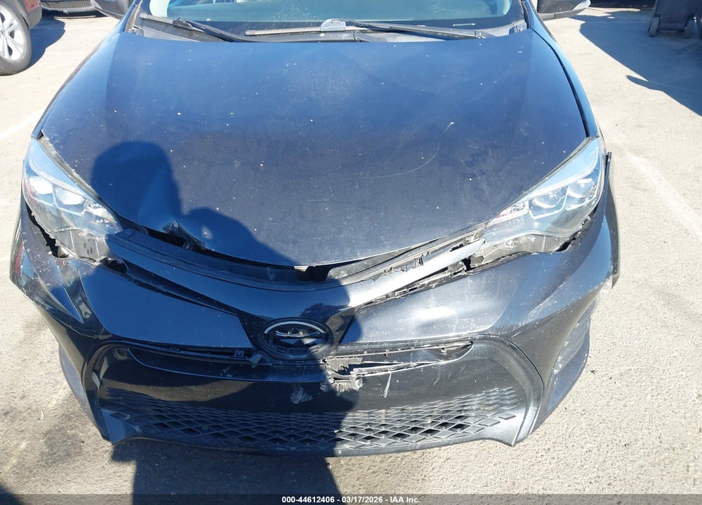 2018 TOYOTA COROLLA SE VIN: 5YFBURHE0JP827019