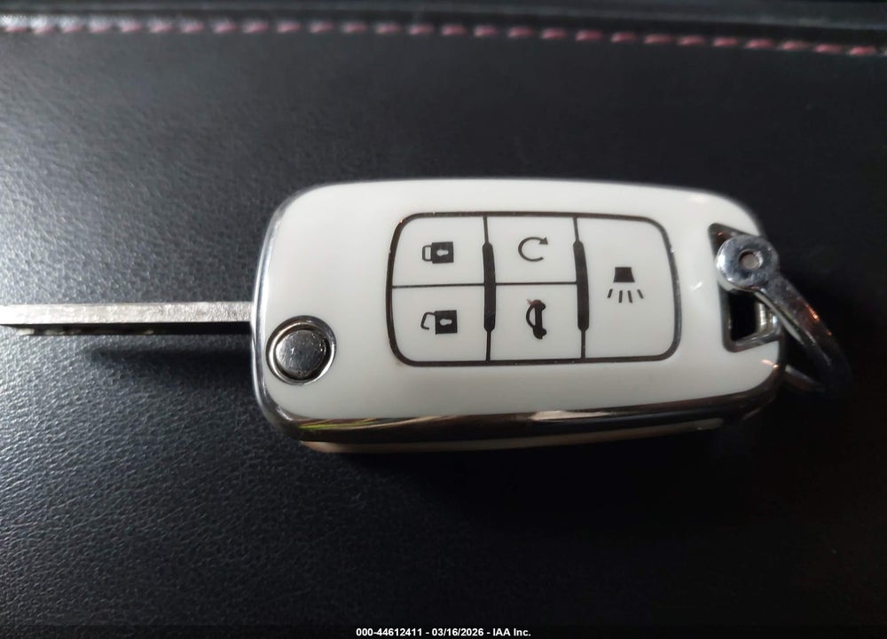2013 CHEVROLET EQUINOX 1LT VIN: 2GNALDEK6D6186502