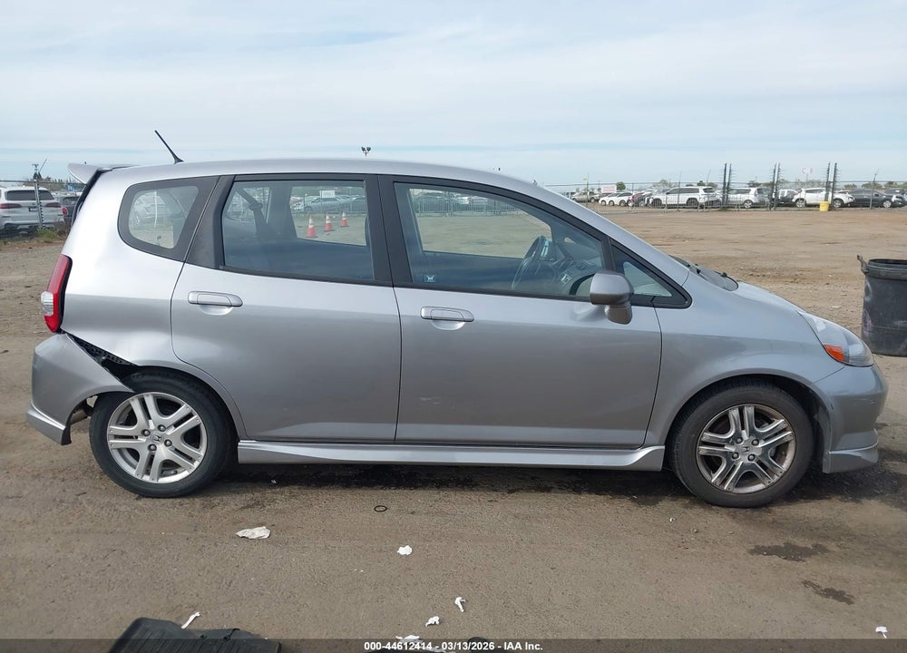 2008 HONDA FIT SPORT VIN: JHMGD38608S028893