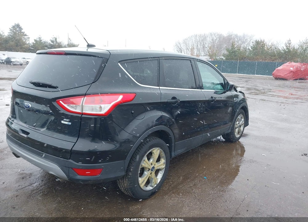 2015 FORD ESCAPE SE VIN: 1FMCU9GX1FUC27851