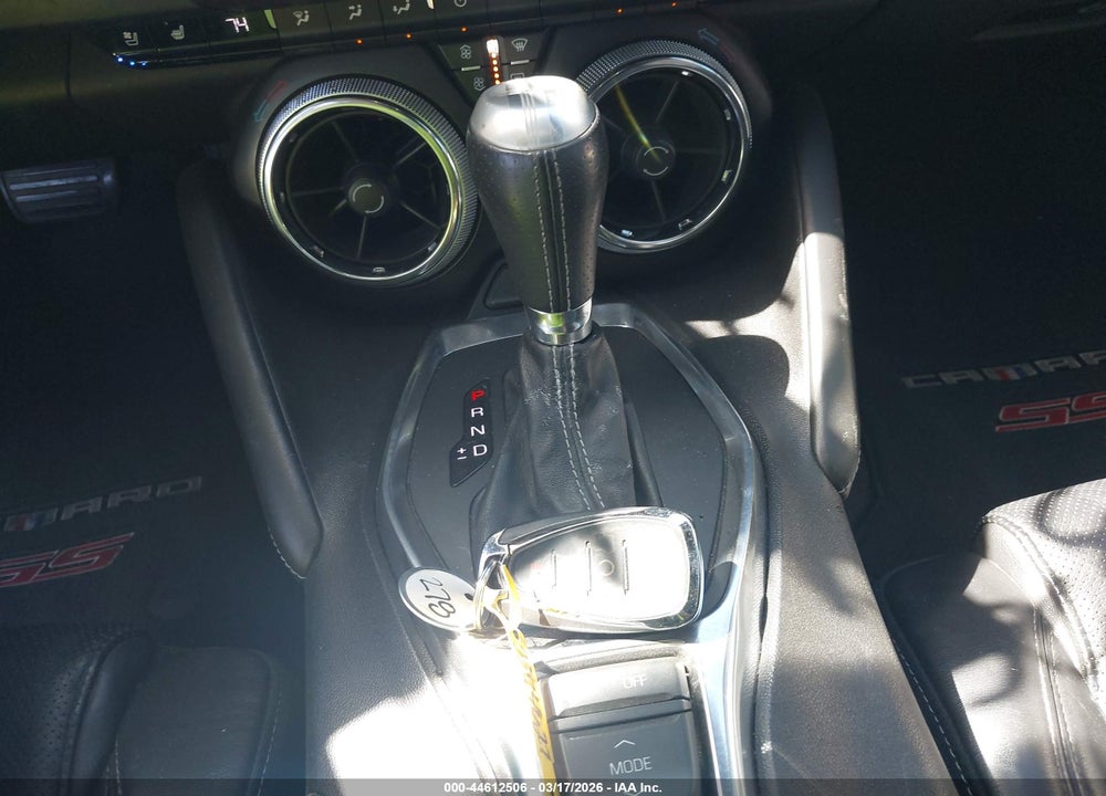 2019 CHEVROLET CAMARO 2SS VIN: 1G1FH1R74K0104396