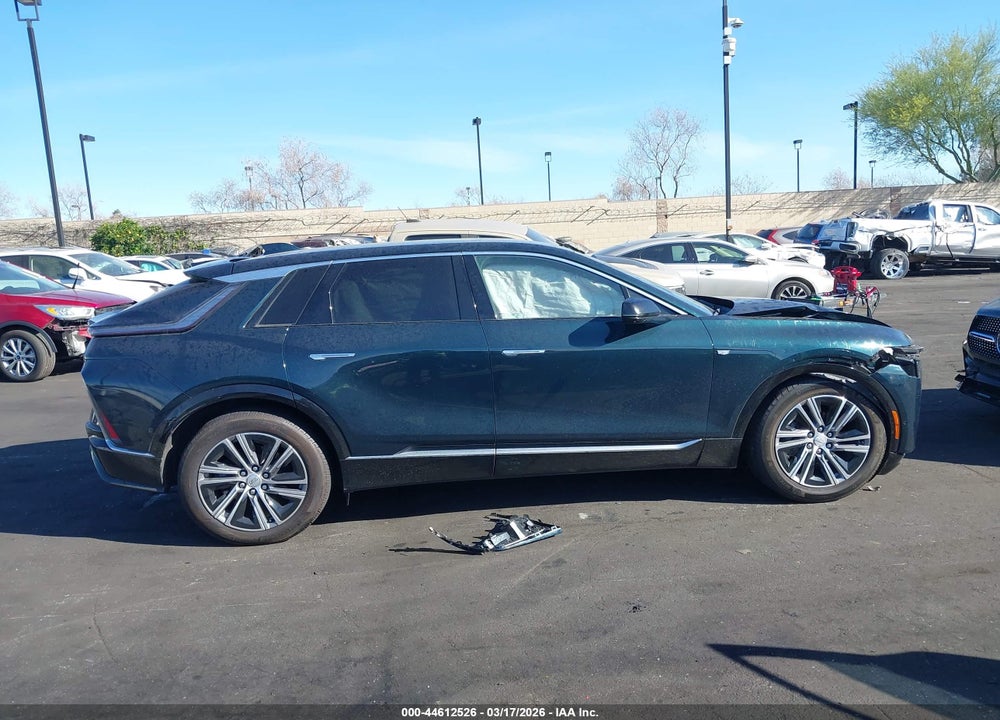 2024 CADILLAC LYRIQ LUXURY W/1SD VIN: 1GYKPRRLXRZ107937