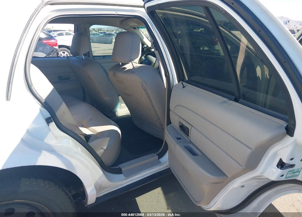 2010 FORD CROWN VICTORIA POLICE/POLICE INTERCEPTOR VIN: 2FABP7BV8AX106081