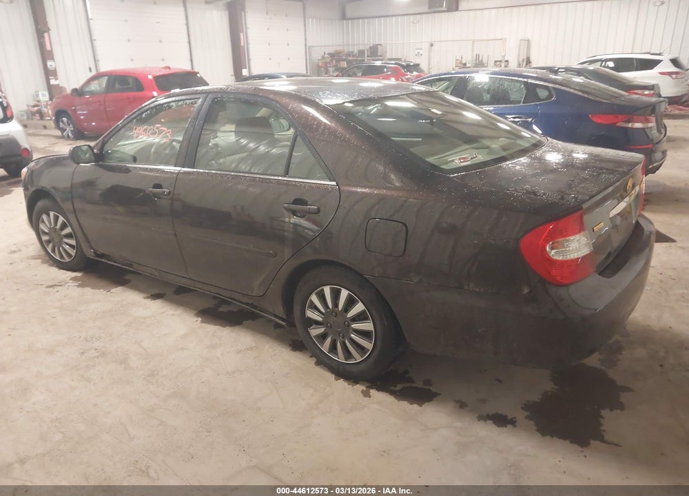 2002 TOYOTA CAMRY LE VIN: 4T1BE32K92U518559